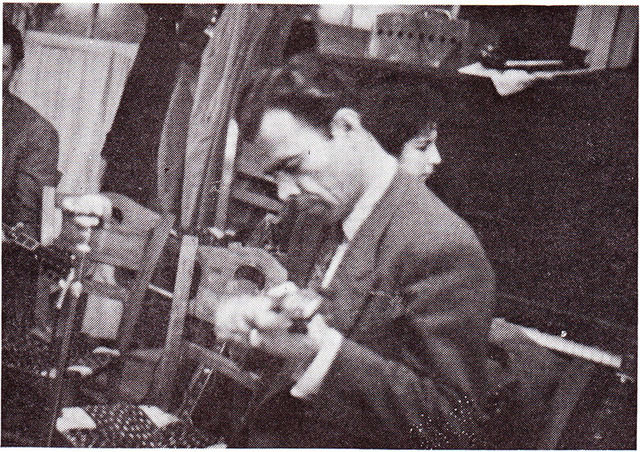 Άγνωστη πιανίστα. Φώτο του 1948. Στου Τζίμη με Τσιτσάνη και Κερομύτη.